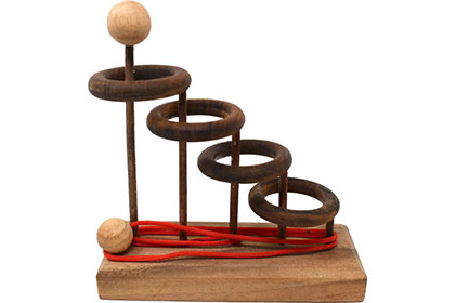 よっつの輪っかの画像